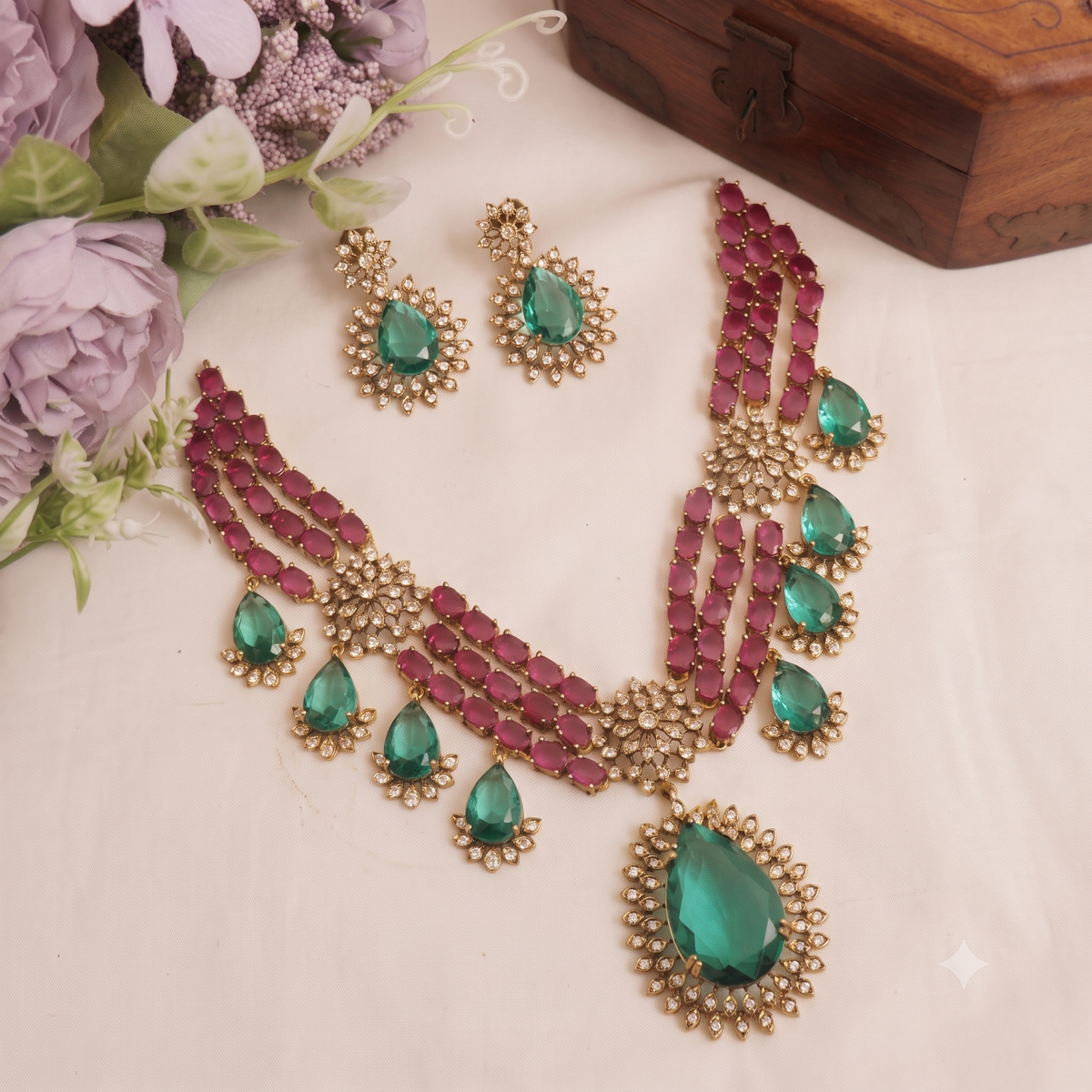 Stunning Floral Teardrop  Victorian Layer Necklace