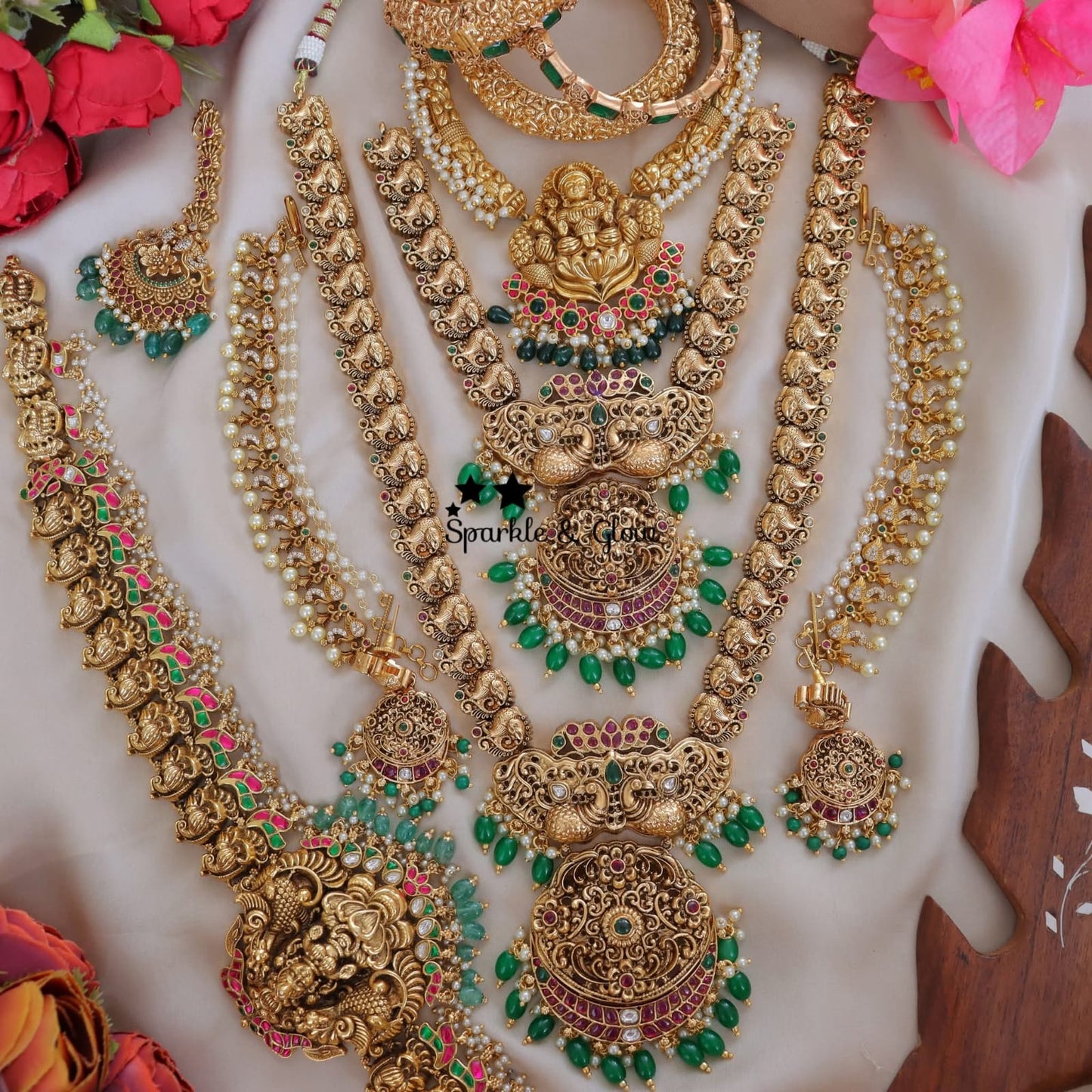 Sparkle and Look Necklace Combo Set